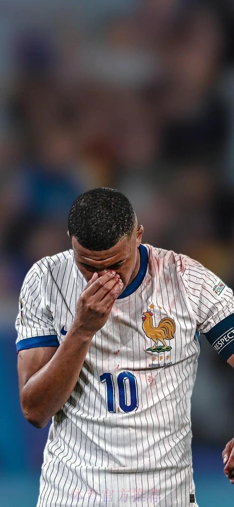 记者:姆巴佩感觉身体状况好转 更衣室仍有担忧 记者:姆巴佩感觉身体状况好转 更衣室仍有担忧